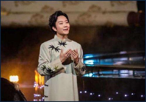 李玉刚出道视频